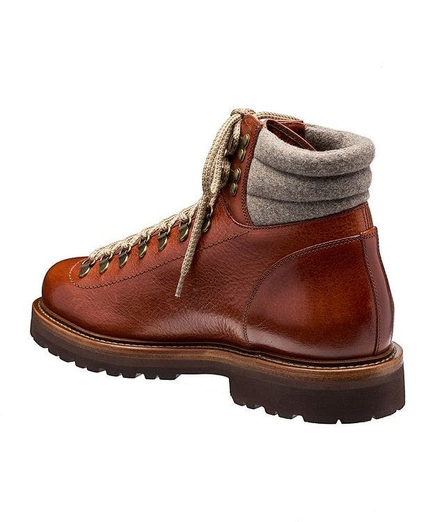 Mountain-Style Calfskin Boots picture 2