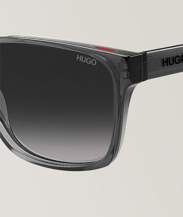 Hugo Grey Sunglasses With Grey Shaded Lenses picture 4