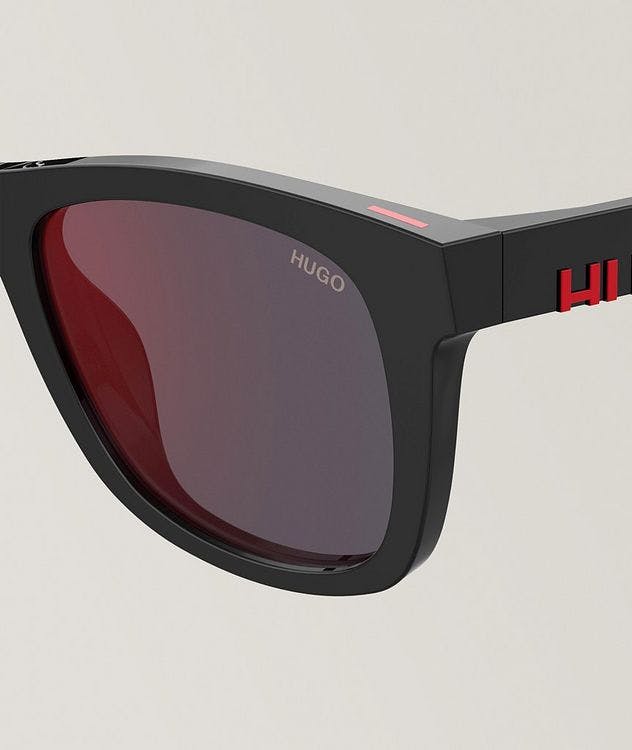 Hugo Black Sunglasses With Red Mirror Lenses picture 4